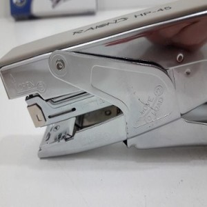 PINZA ABROCH.RAION STAPLER HP-15 N°10