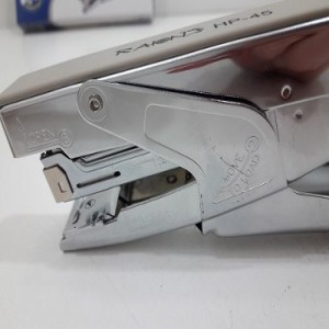 PINZA ABROCH.RAION STAPLER HP-45 N°26/6 24/6